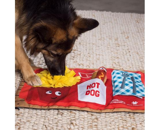 Mata węchowa dla psa Fast Food Fun 56 x 36 cm gra edukacyjna Nina Ottosson - Activity Matz Fast Food Fun
